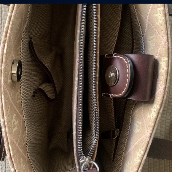 Dooney and Bourke purse - Picture 7 of 7